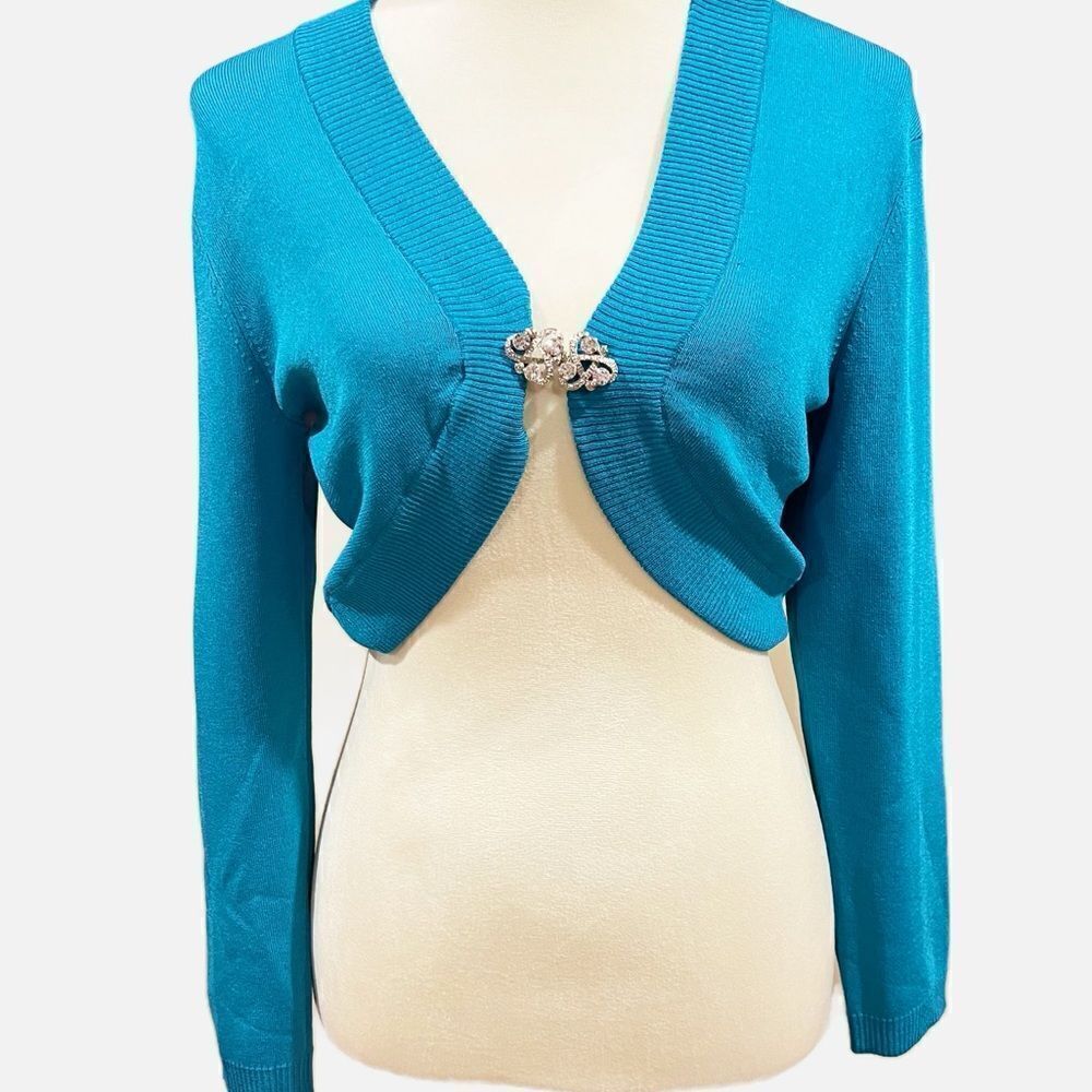 Cleo blue cardigan with rhinestone clasp